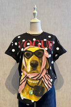 Cargar imagen en el visor de la galería, Polka Dot Vogue Tshirt
