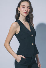 Cargar imagen en el visor de la galería, Dress Button Vest