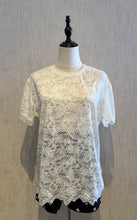 Cargar imagen en el visor de la galería, Rhinestone Lace Detail Top