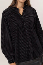 Cargar imagen en el visor de la galería, Velvet Button Blouse