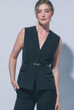 Cargar imagen en el visor de la galería, Belted Detail Vest
