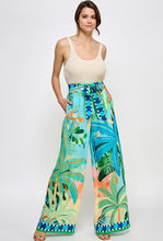 Cargar imagen en el visor de la galería, Printed Wide Pants