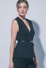 Cargar imagen en el visor de la galería, Belted Detail Vest