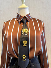 Cargar imagen en el visor de la galería, Striped Tie Detail Blouse