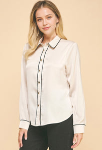 Contrast Lined Cuff Blouse