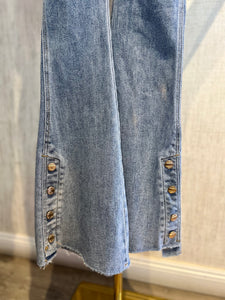 Button Detail Flare Jeans