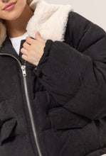Cargar imagen en el visor de la galería, Puff Zipper Jacket