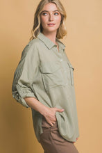 Cargar imagen en el visor de la galería, Double Pocket Blouse