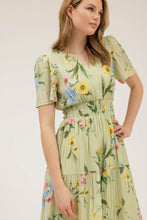 Cargar imagen en el visor de la galería, Floral Sleeve Midi Dress