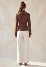 Cargar imagen en el visor de la galería, Polka Long Sleeve Blouse