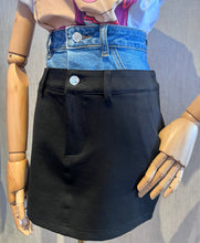 Cargar imagen en el visor de la galería, Denim Contrast Skirt
