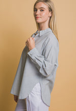 Cargar imagen en el visor de la galería, Linen Button Blouse