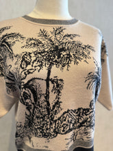 Cargar imagen en el visor de la galería, Print Viscose Top Sweater