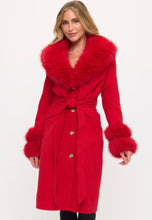 Cargar imagen en el visor de la galería, Imperial Luxe Maxi Fur Coat
