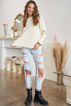 Cargar imagen en el visor de la galería, Soft Round Neck Sweater