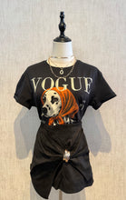 Cargar imagen en el visor de la galería, Vogue Dog Detail Tshirt