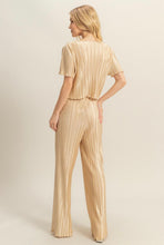 Cargar imagen en el visor de la galería, Pleated Two Piece Set