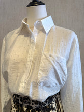 Cargar imagen en el visor de la galería, All over Rhinestone Blouse
