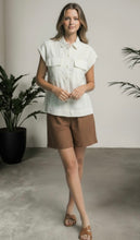 Cargar imagen en el visor de la galería, Double Pocket Blouse