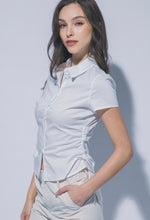 Cargar imagen en el visor de la galería, Button Detail Blouse