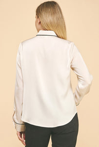 Contrast Lined Cuff Blouse