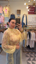 Cargar imagen en el visor de la galería, Lace Long Cover Top