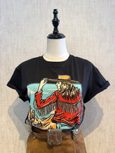 Cargar imagen en el visor de la galería, Cowgirl Detail Tshirt