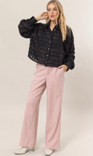 Cargar imagen en el visor de la galería, Design Button Blouse