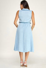 Cargar imagen en el visor de la galería, Button Sleeveless Dress
