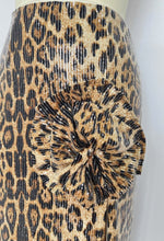 Cargar imagen en el visor de la galería, Sequin Midi Print Skirt
