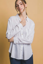 Cargar imagen en el visor de la galería, Linen Pocket Blouse