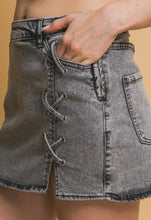 Cargar imagen en el visor de la galería, Denim Lace Skirt