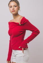 Cargar imagen en el visor de la galería, Off Shoulder Knit Top