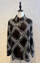 Cargar imagen en el visor de la galería, Printed Button Blouse