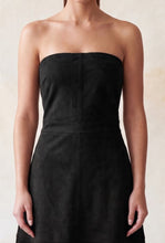 Cargar imagen en el visor de la galería, Suede Tube Midi Dress