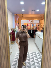 Cargar imagen en el visor de la galería, Two Piece Set Pocket Detail