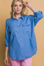 Cargar imagen en el visor de la galería, Double Pocket Blouse