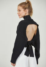 Cargar imagen en el visor de la galería, Open Back Sweater