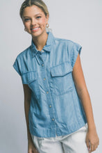 Cargar imagen en el visor de la galería, Double Pocket Blouse