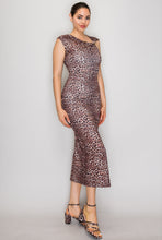 Cargar imagen en el visor de la galería, Asymmetric Midi Dress
