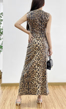 Cargar imagen en el visor de la galería, Sequin Midi Print Skirt