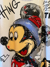 Cargar imagen en el visor de la galería, Mickey Detail Tshirt