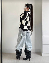 Cargar imagen en el visor de la galería, Checkered Vest Sweater