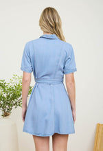 Cargar imagen en el visor de la galería, Belted Denim Button Dress
