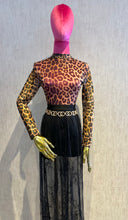 Cargar imagen en el visor de la galería, Mesh Skirt With Shorts