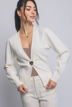Cargar imagen en el visor de la galería, Detail Button Cardigan