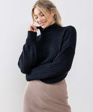 Cargar imagen en el visor de la galería, Open Back Sweater