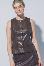Cargar imagen en el visor de la galería, Button Pocket PU Vest