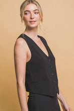 Cargar imagen en el visor de la galería, Basic Button Vest