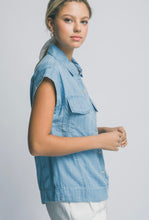 Cargar imagen en el visor de la galería, Double Pocket Blouse